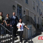 沂水吃瓜网红事件视频播放,视频播放背后的网络热议与反思