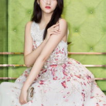 关晓彤进娱乐圈只为吃瓜,只为品尝娱乐圈的“瓜香”